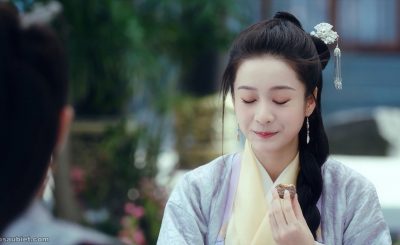 Bạch phát vương phi 2019 Trương Tuyết Nghênh trong vai Dung Nhạc