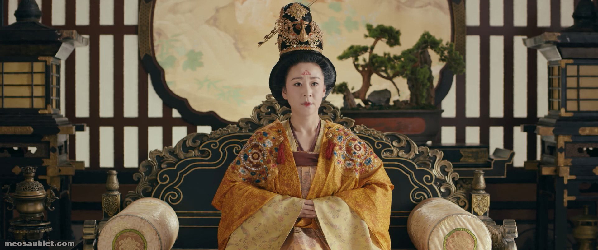 Li Ca hành 2021 Miêu Phố trong vai Hoàng hậu