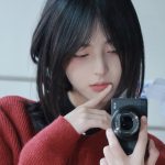 Tạ Sở Linh thừa nhận sử dụng máy ảnh mắc tiền